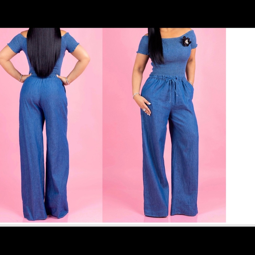 Stylish and comfy Denim Jumpsuit Brooch not incl!